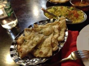 pane e riso al ristorante indo nepalese