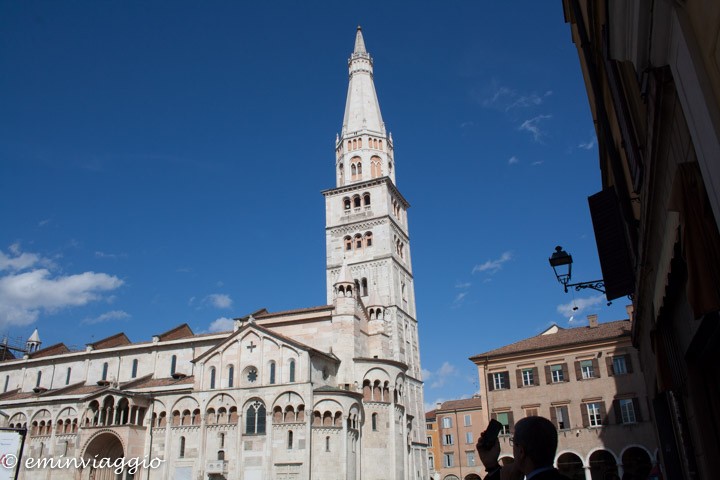Modena il Duomo e la Ghirlandina
