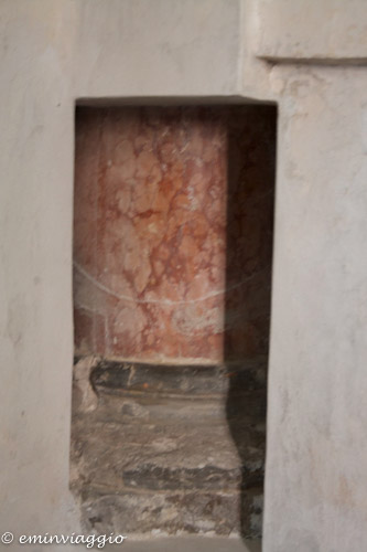  San Benedetto Po colonna originale racchiusa nella parete